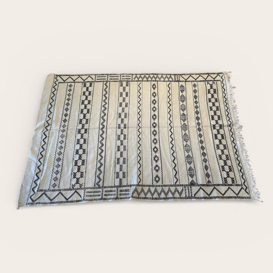 Moroccon Hand Woven Wool Rug Black and White 79" x 56"