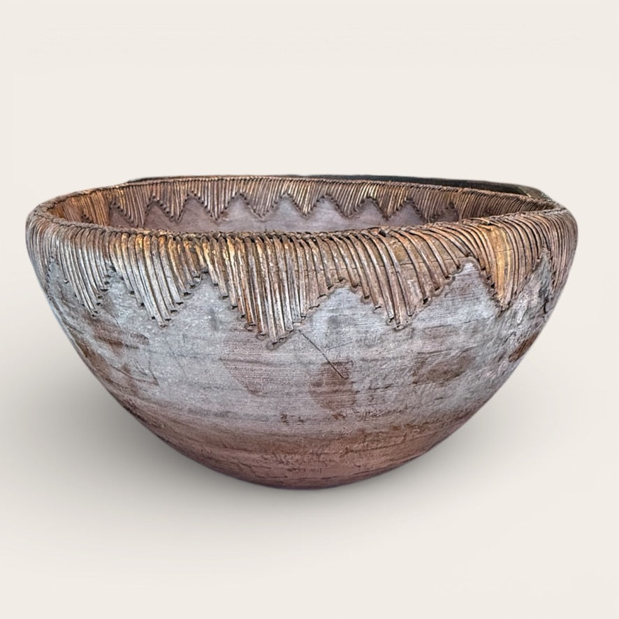 Balinese Wooden bowl with Tri-Ata detailing X-Large
