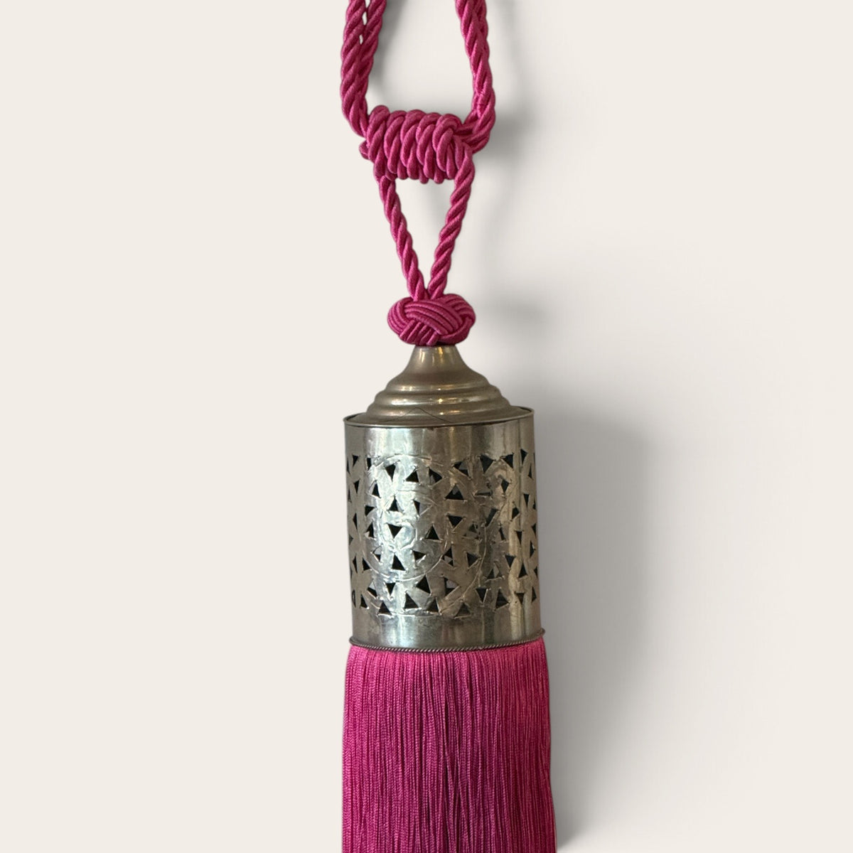Cactus Silk Moroccan Tassel Fuchsia 2
