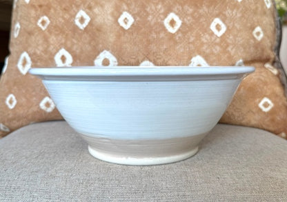 ap pottery white & beige serving bowl