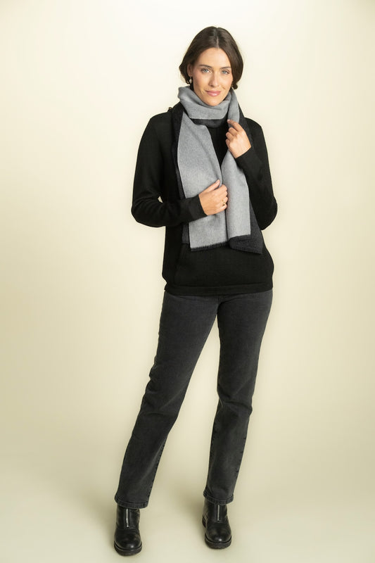 The Prized Suri Aplaca Double-faced Scarf