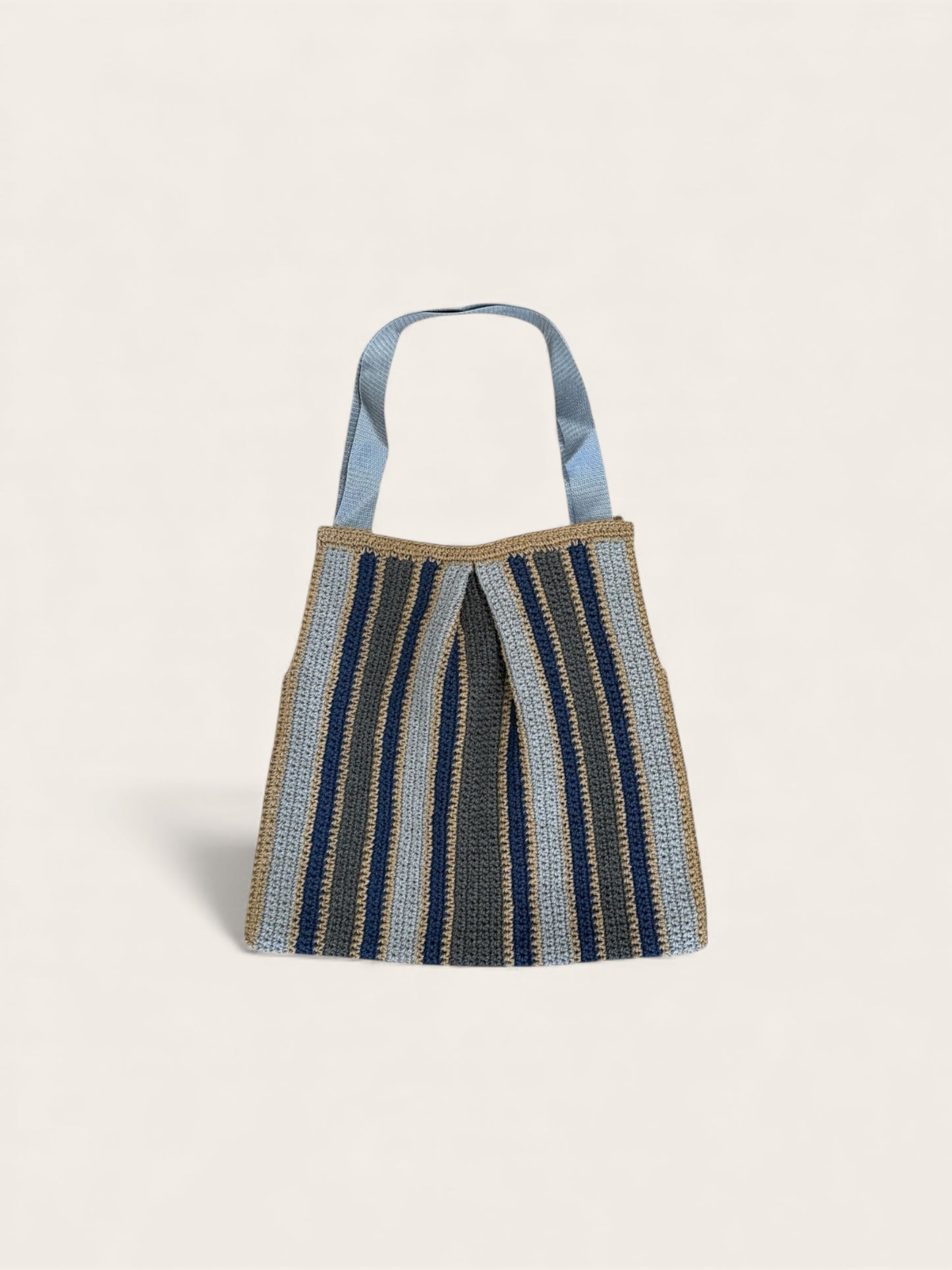 Hand Woven found. Shoulder Bag