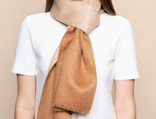 The Prized Suri Aplaca Double-faced Scarf